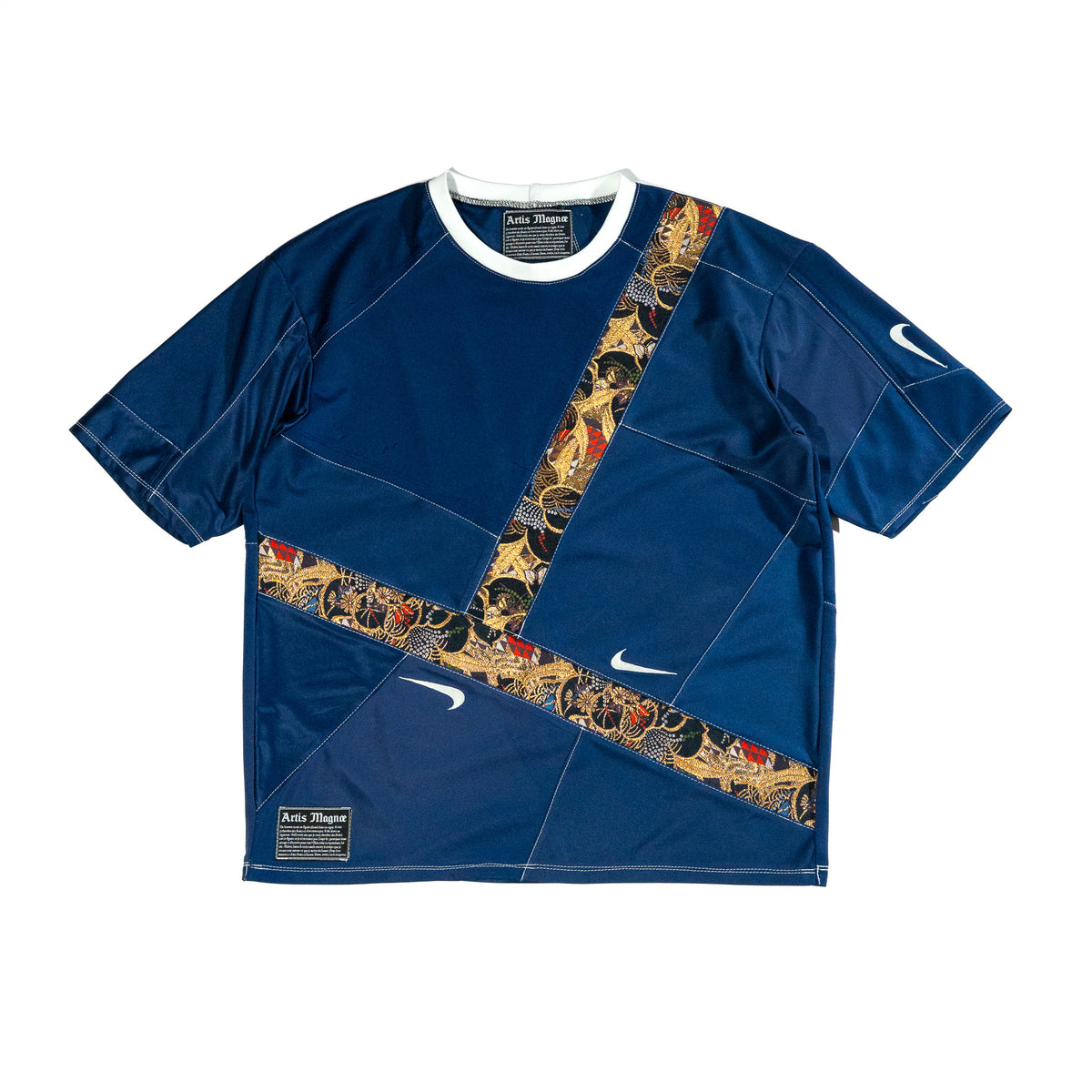 T-shirt Reliqua — Nike Rework